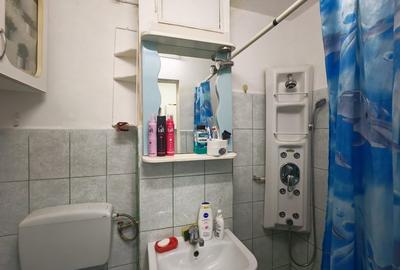 Apartament str. Violetelor - 7