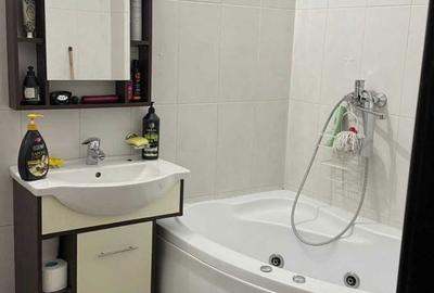 Casă cu 6 camere cu Teren 248 Mp în Colentina