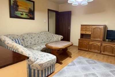 Simion Barnutiu-lângă Hotel Streliția Simion Barnutiu-lângă Hotel Streliția - 3