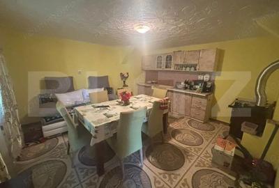 Casă cu 4 camere cu Teren 1300 Mp în Cizer - 1