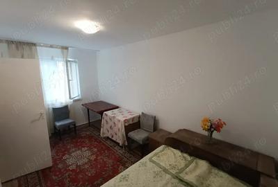 Vand apartament 3 camere semidecomandat etaj 1 Craiovita zona Orizont Vand apartament 3 camere semidecomandat etaj 1 Craiovita zona Orizont - 3