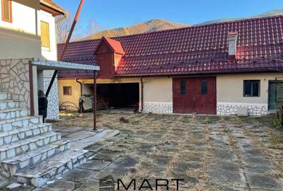 Casă individuală cu 9 camere cu Canalizare în Râu Sadului - 4