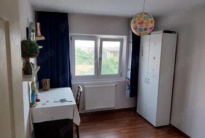 Ofer spre inchiriere apartament 3 camere zona Alfa - 1