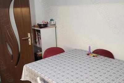 Apartament cu 2 camere decomandat în Intim - 2