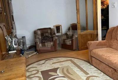 Garsonieră decomandată în Central - 7