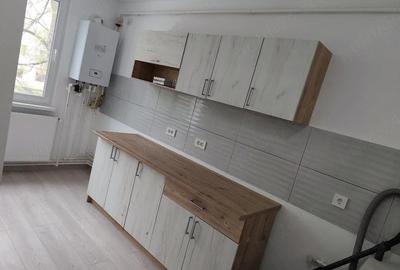 Apartament cu 2 camere decomandat în Micro 19 - 1