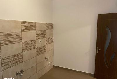 Apartament cu 2 camere semidecomandat în Giurgiului