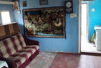 Casă cu 2 camere cu Teren 2000 Mp în Valea Adâncă - 1