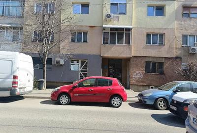 Spațiu comercial, de 23 mp, în Central - 5