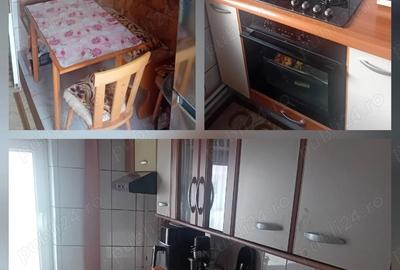 Apartament cu 3 camere semidecomandat în Central - 1