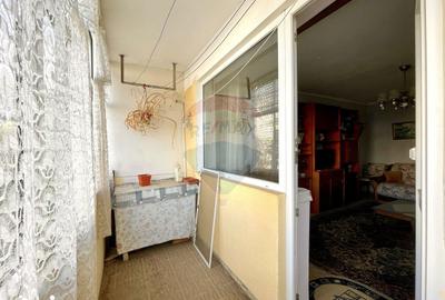 Apartament cu 3 camere decomandat, mobilat în Tomis I - 11