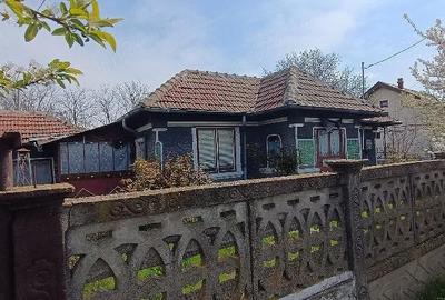 Casă cu Teren 810 Mp în Dridu