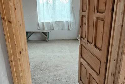 Casă cu 5 camere în Luciu - 6