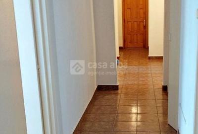 Apartament cu 3 camere decomandat, mobilat în Central - 10