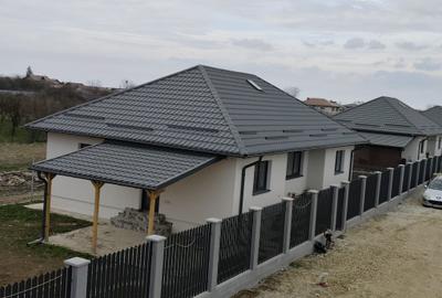 Casă individuală cu 4 camere cu Teren 350 Mp în Joița