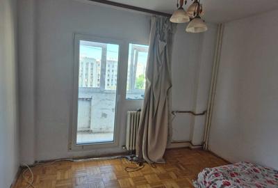 Apartament cu 4 camere decomandat în Teiul Doamnei - 4