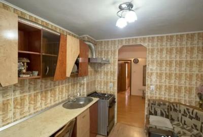 Apartament cu 3 camere decomandat, mobilat în Hotvon - 7