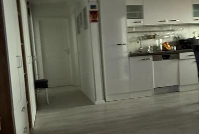 Apartament cu 2 camere decomandat în Girocului - 2