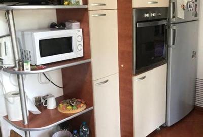 Afumati vila 8 camere , teren 1300 mp , piscina - 18