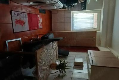 Apartament cu 4 camere decomandat în Vitrometan - 11