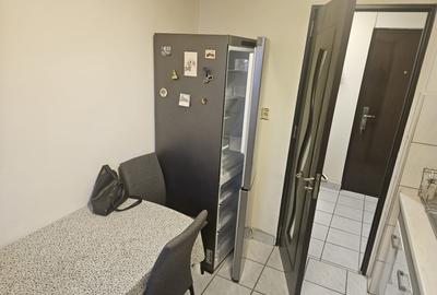 Apartament cu 2 camere decomandat în Rahova - 2