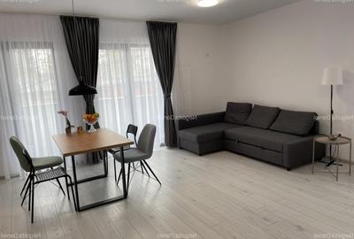 Apartament cu 2 camere semidecomandat, mobilat în Apărătorii Patriei