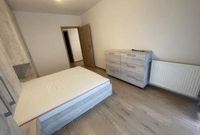 Apartament cu 2 camere decomandat, mobilat în Ghencea
