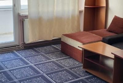 Garsoniera spatioasa- Str Carpatilor- intrare Racadau - 6