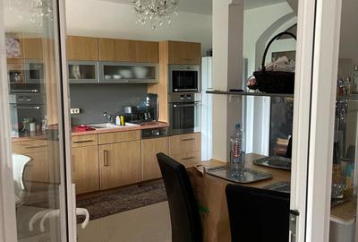 Casa deosebita P+E+M  Central-Biserica - 9