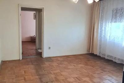 Vand apartament 2 camere situat pe Cal. Torontalului 10 Vand apartament 2 camere situat pe Cal. Torontalului 10 - 3