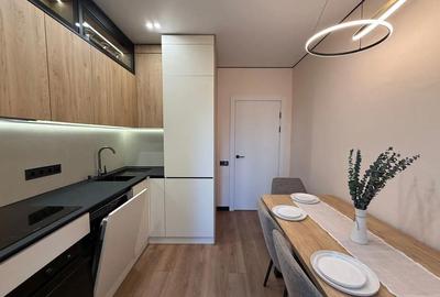 Apartament cu 3 camere decomandat în Tineretului - 1