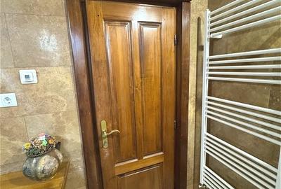 Casă individuală cu 6 camere cu Canalizare în Europa - 3