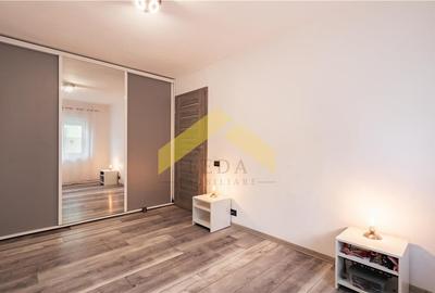Apartament cu 3 camere decomandat, mobilat în Micălaca - 6