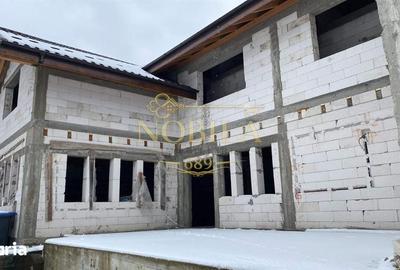 Casă cu 5 camere cu Teren 760 Mp în Târgu Trotuș - 14