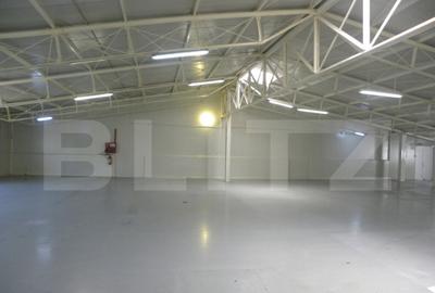 Hala cu birouri, clasa A, 425 mp - 1