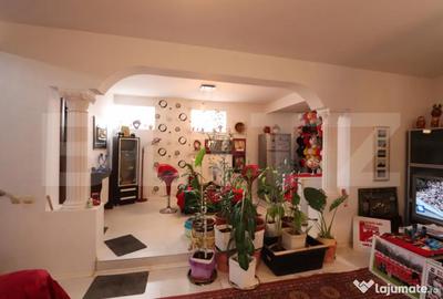 Casă cu 4 camere cu Teren 986 Mp în Central - 12