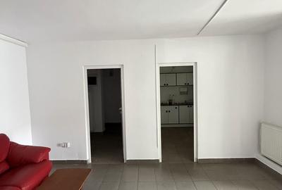 Spațiu comercial, de 100 mp, în Ultracentral - 4