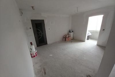 Apartament cu 2 camere decomandat în Fălticeni - 4