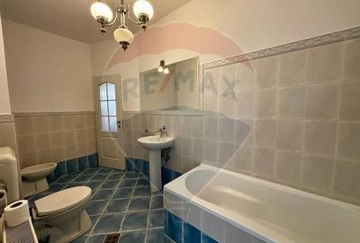 Birou, de 118 mp, în Dacia - 10