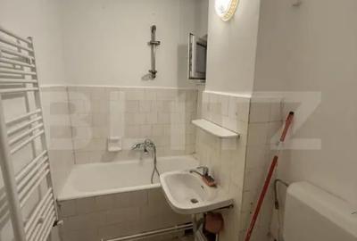 Apartament cu 2 camere decomandat în Calea București - 3