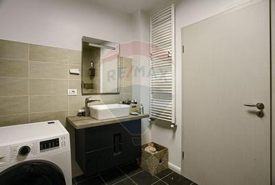 Casa la cheie, 5 camere, panouri fotovoltaice - VIA CARMINA - 12