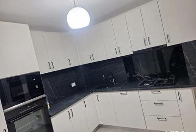Apartament cu 3 camere decomandat în Obor