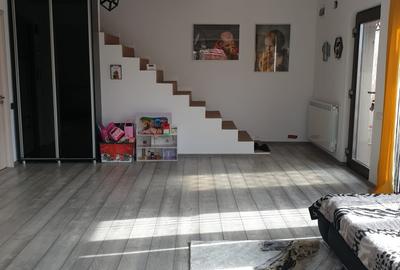 Km 5 - casa 4 camere P+Mansarda (teren 248 mp ) - 2