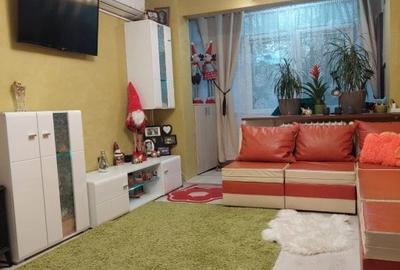 Apartament cu 2 camere semidecomandat, mobilat în Tătărași