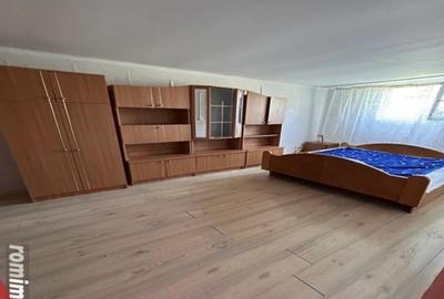 Apartament cu 2 camere decomandat în Take Ionescu