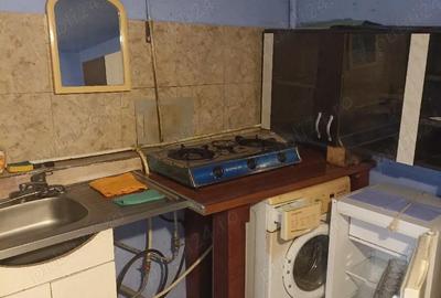 Casă cu Teren 1000 Mp în Central - 4