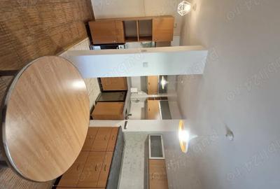 Apartament cu 3 camere decomandat în Lacul Tei