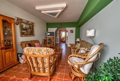 Apartament cu 4 camere în Poarta 6 - 2