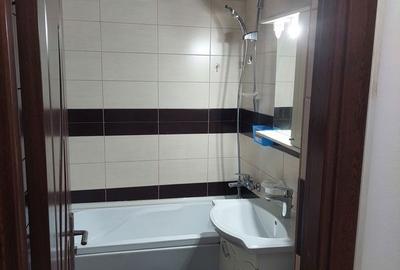 Garsonieră în Baza 3 - 8