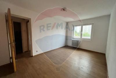Vanzare Apartament cu 2 camere zona Vitan - 4